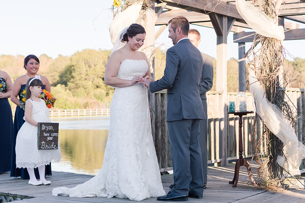 Fall wedding ceremony at The Barn at Woodlake Meadow, NC by Traci Huffman Photography_0020