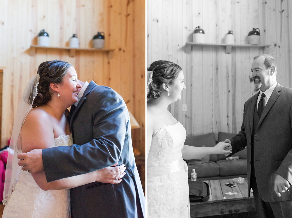 Fall wedding getting ready at The Barn at Woodlake Meadow, NC by Traci Huffman Photography_0006