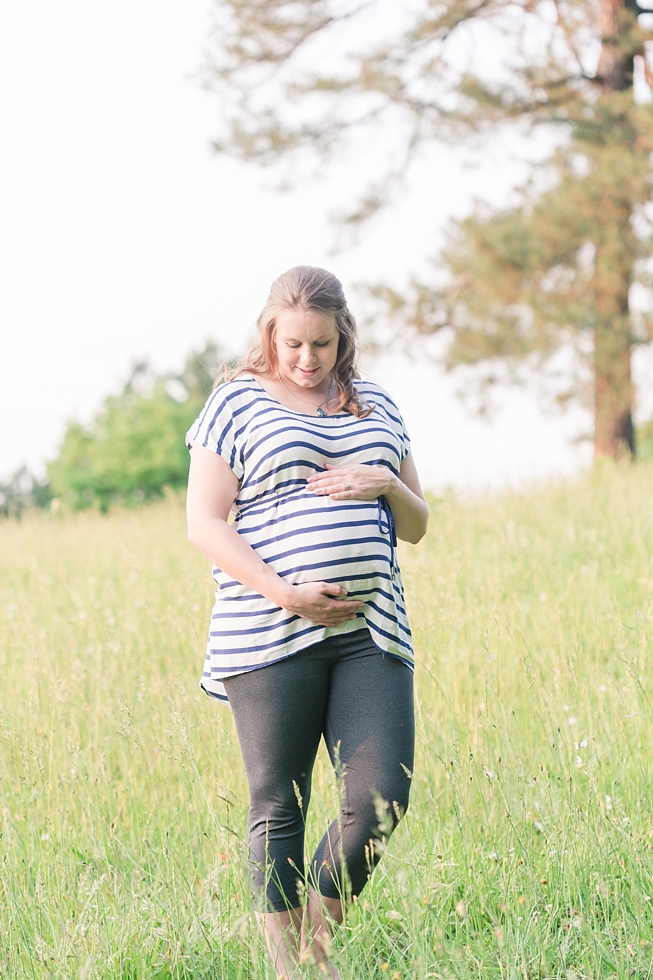 maternity photographer at Yates Mill in Raleigh, NC by Traci Huffman Photography_0016.jpg