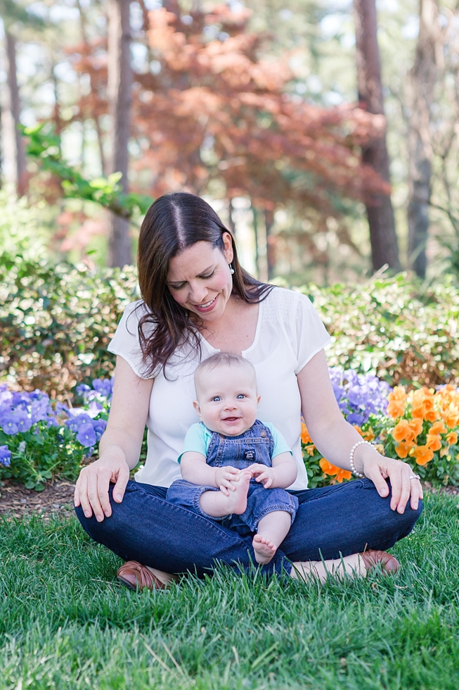 family pictures taken at the WRAL Azalea Gardens in Raleigh, NC