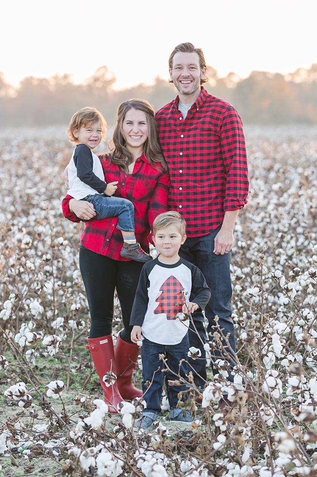 Family photos in Cotton Field in Holly Springs, NC by Family Photographer - Traci Huffman Photography - Worthington 00012.JPG