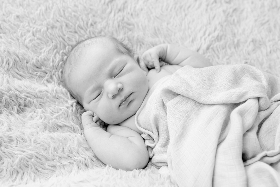 Newborn Photographer in Cary NC - Traci Huffman Photography - Dean