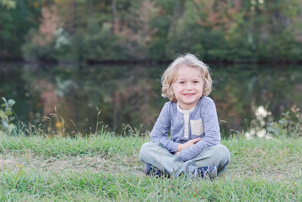 Family photos taken in Apex NC by family photographer - Traci Huffman Photography - Sturdevant_0004.jpg