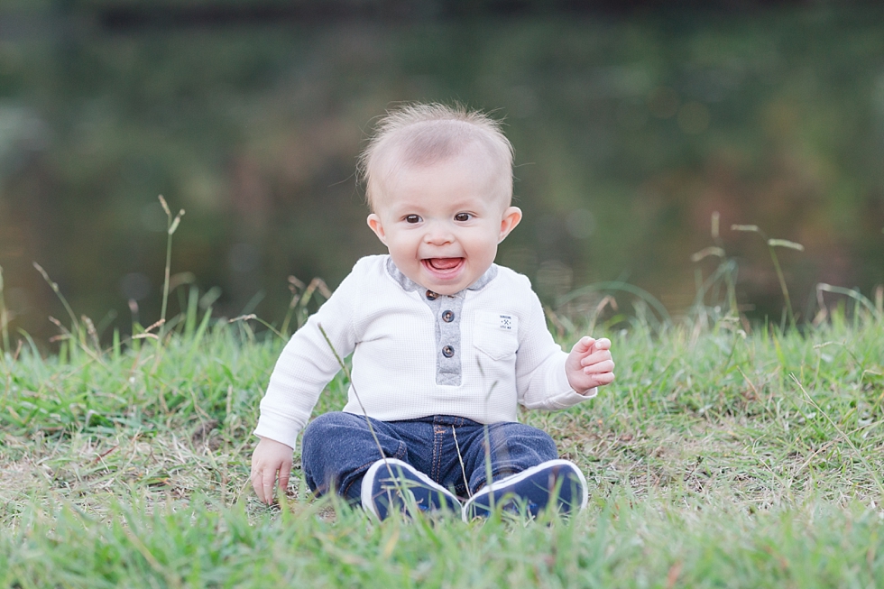 Family photos taken in Apex NC by family photographer - Traci Huffman Photography - Sturdevant_0020.jpg