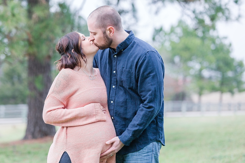 Maternity photos by maternity photographer - Traci Huffman Photography - Stipe_0021.jpg