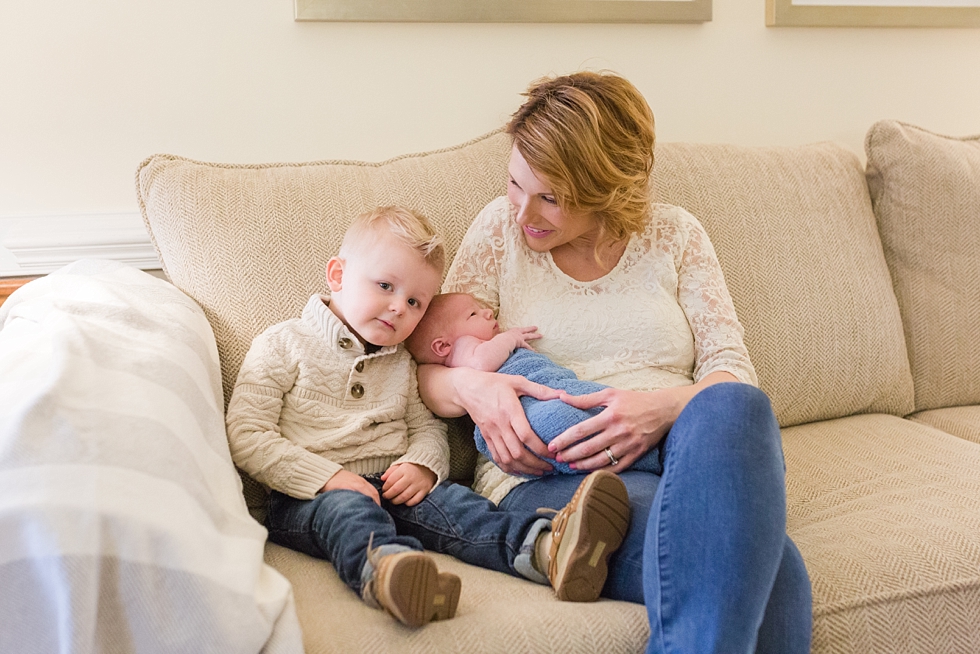 Neborn photos by newborn photographer - Traci Huffman Photography - Luke_0012.jpg