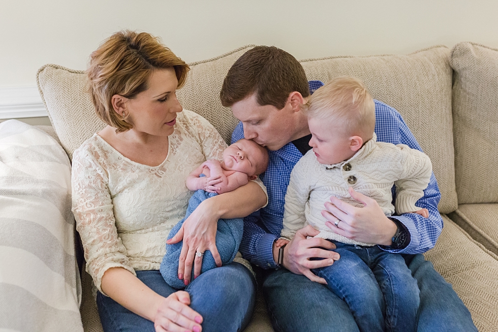 Neborn photos by newborn photographer - Traci Huffman Photography - Luke_0014.jpg