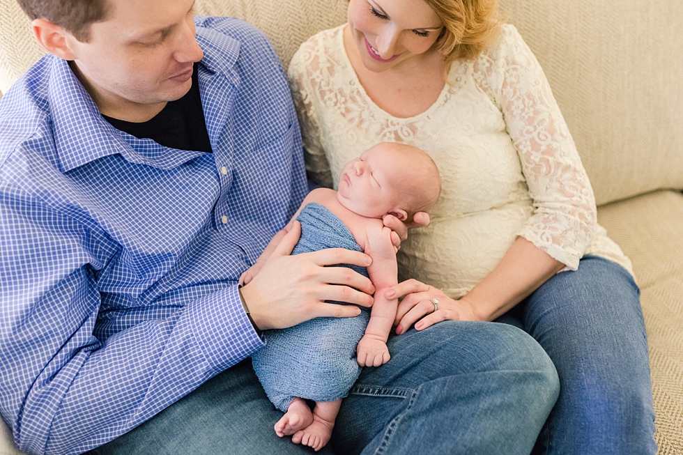 Neborn photos by newborn photographer - Traci Huffman Photography - Luke_0018.jpg