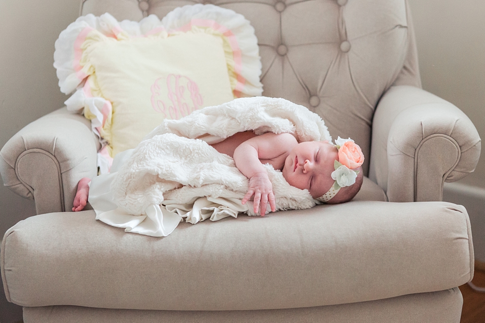 newborn photos by Holly Springs newborn photographer - Traci Huffman Photography - Ellie_0039.jpg