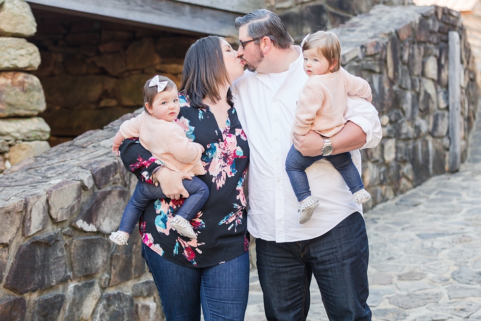 family and first birthday photos by Raleigh, NC family and first birthday photographer - Traci Huffman Photography - Strickland_0013.jpg