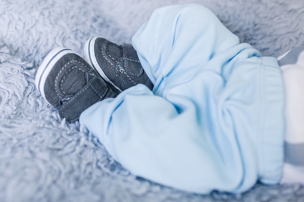 newborn photos by Cary, NC newborn photographer - Traci Huffman Photography - Owen H_0035.jpg