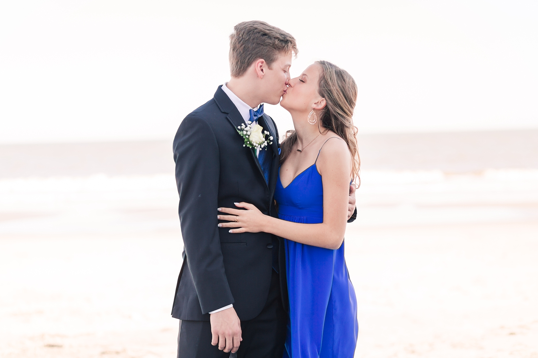 High School Prom | Folly Beach, SC | Mroz Sneak Peeks