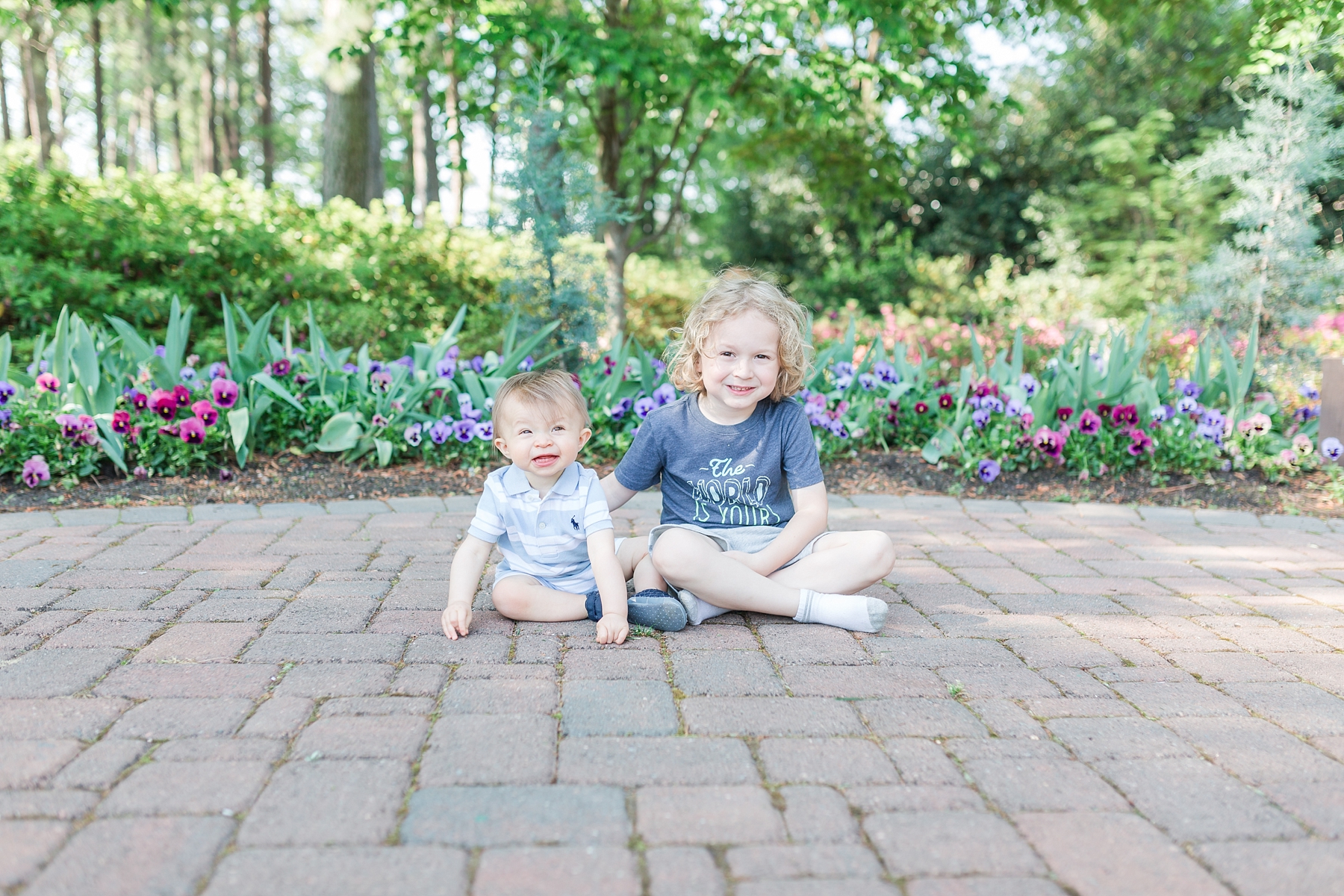 first birthday and cake smash photos by Raleigh, NC family and birthday photographer - Traci Huffman Photography - Christian_0012.jpg