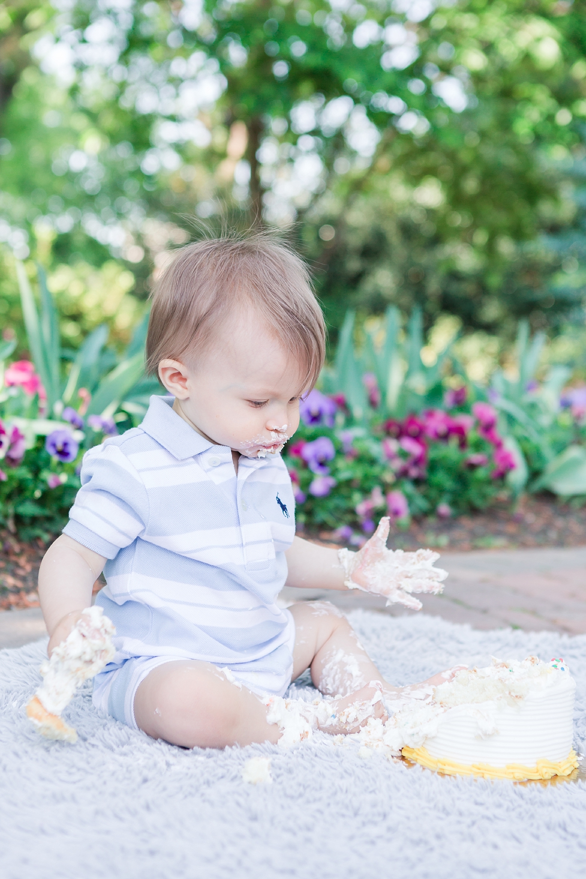 first birthday and cake smash photos by Raleigh, NC family and birthday photographer - Traci Huffman Photography - Christian_0018.jpg