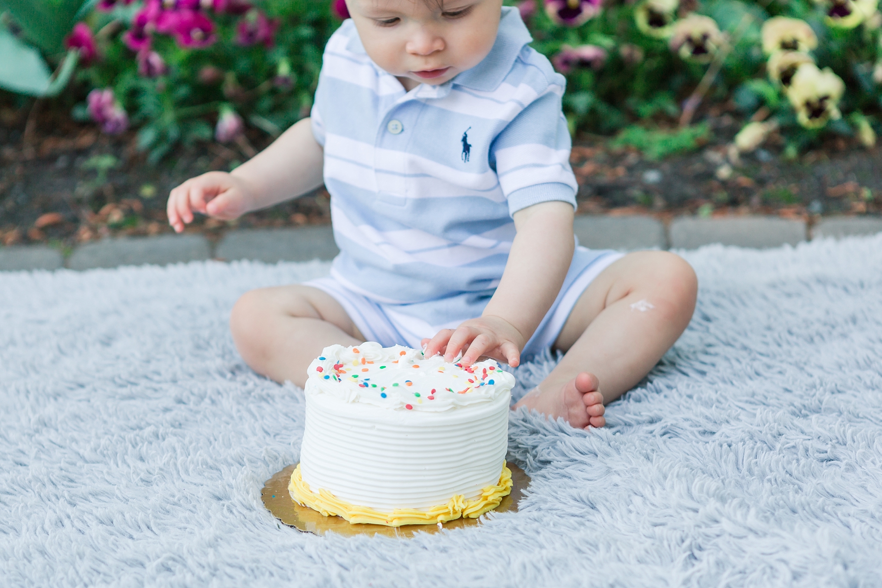 first birthday and cake smash photos by Raleigh, NC family and birthday photographer - Traci Huffman Photography - Christian_0032.jpg