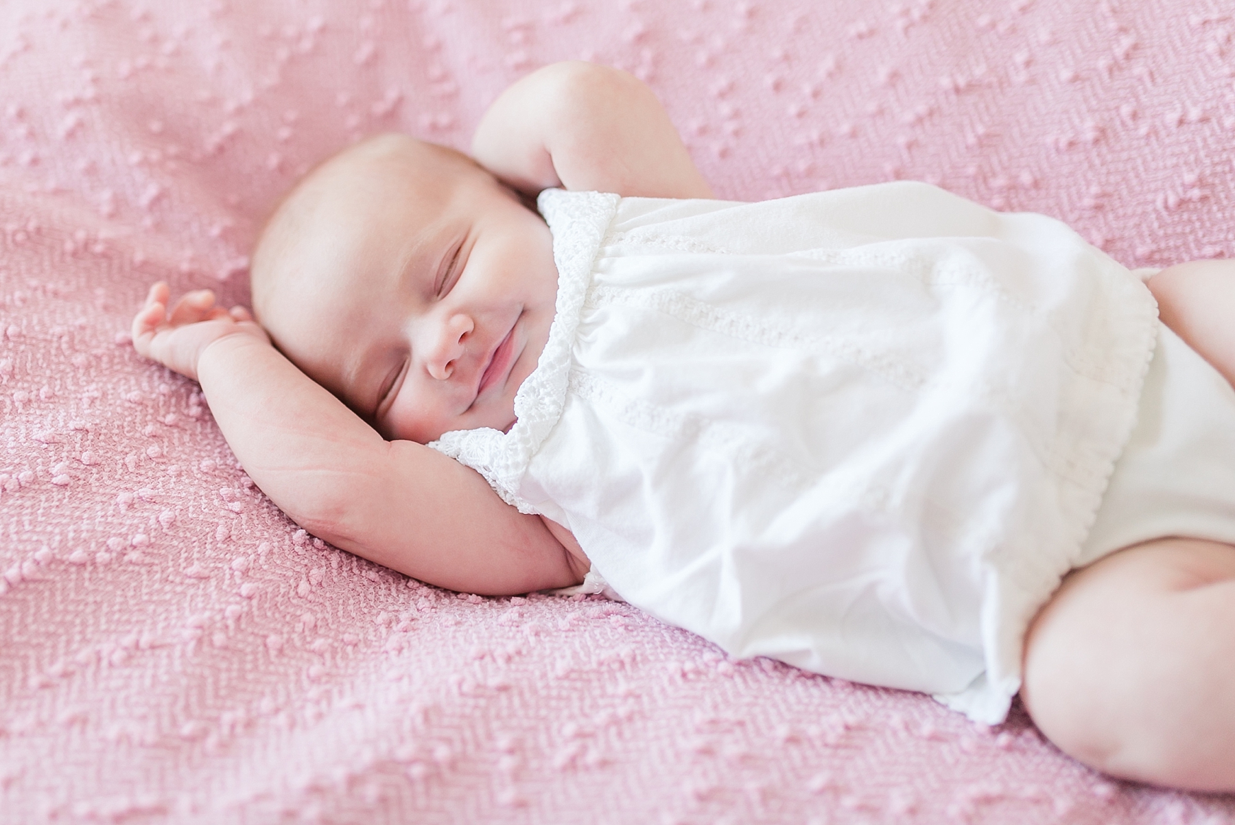 Newborn photographer in Raleigh, NC | Traci Huffman Photography | Charlotte Sneak peeks0025.JPG