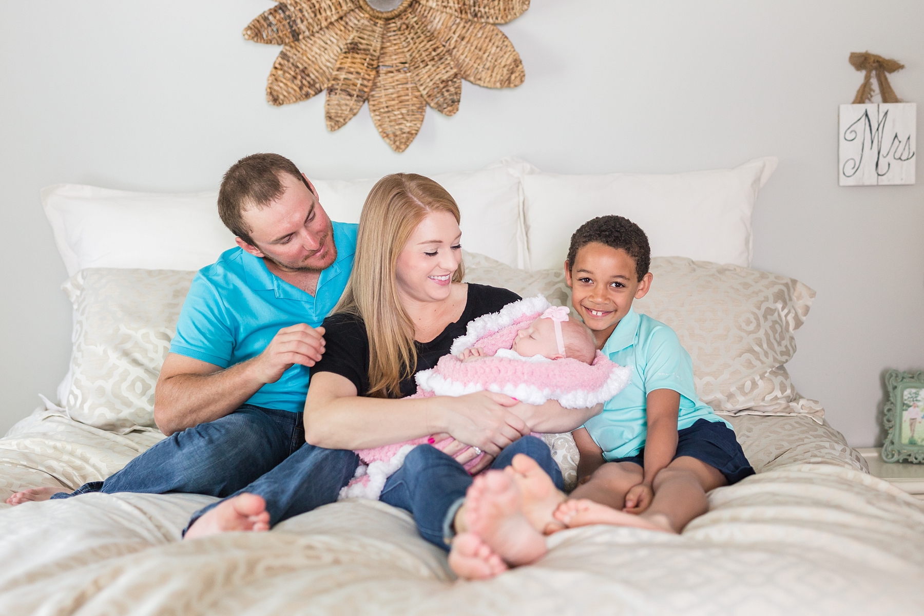 Newborn photographer in Raleigh, NC | Traci Huffman Photography | Charlotte Sneak peeks0030.JPG