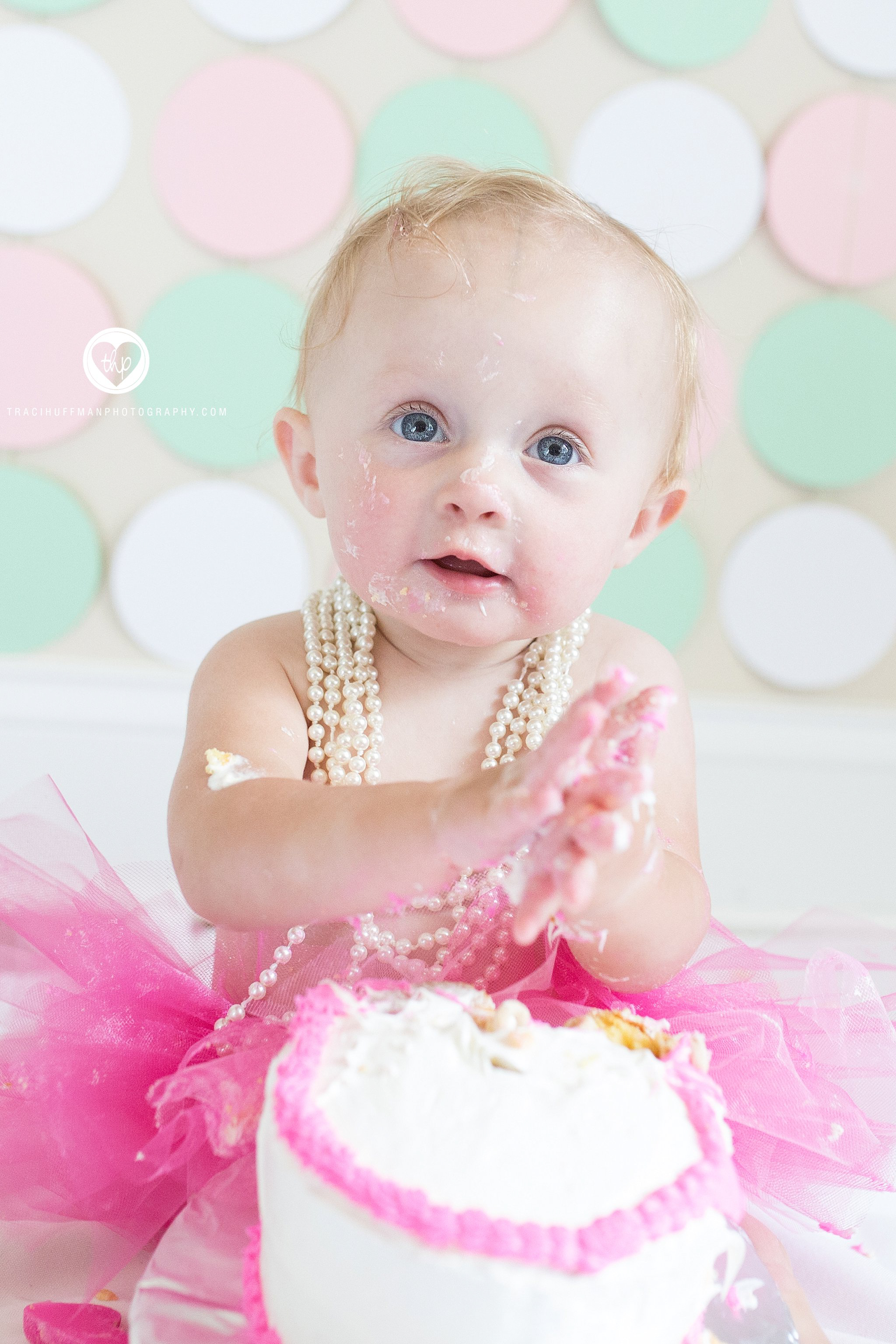 First birthday cake smash photography in fuquay nc with Kinley