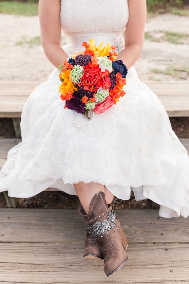 Raleigh, NC Bridal Portraits taken at Historic Yates Mill by Traci Huffman Photography_0009