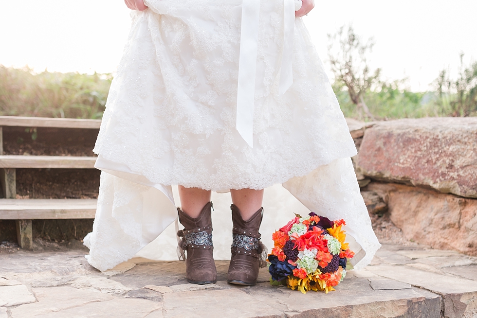 Raleigh, NC Bridal Portraits taken at Historic Yates Mill by Traci Huffman Photography_0022