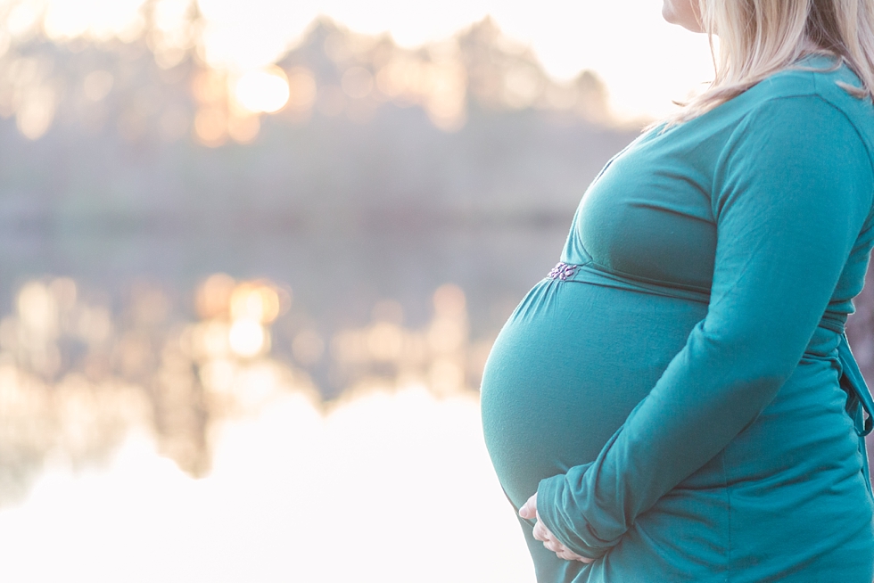 Maternity pictures in Fuquay Varina NC Traci Huffman Photography