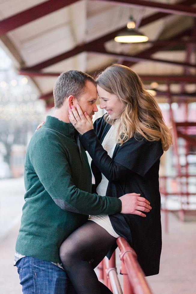 Engagement pictures taken in Raleigh, NC Traci Huffman Photography