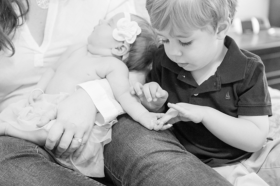 Newborn photographer in Holly Springs, NC_0010.jpg