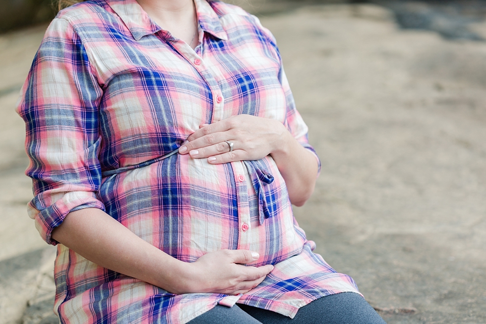 maternity photographer at Yates Mill in Raleigh, NC by Traci Huffman Photography_0007.jpg