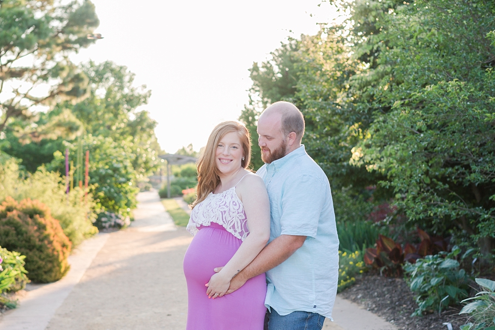 maternity photographer at the JC Raulston Arboretum Traci Huffman Photography_0017.jpg