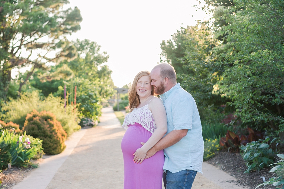 maternity photographer at the JC Raulston Arboretum Traci Huffman Photography_0018.jpg