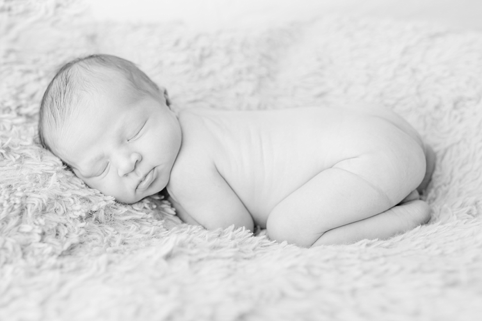 newborn pictures by Traci Huffman Photography_0014.jpg