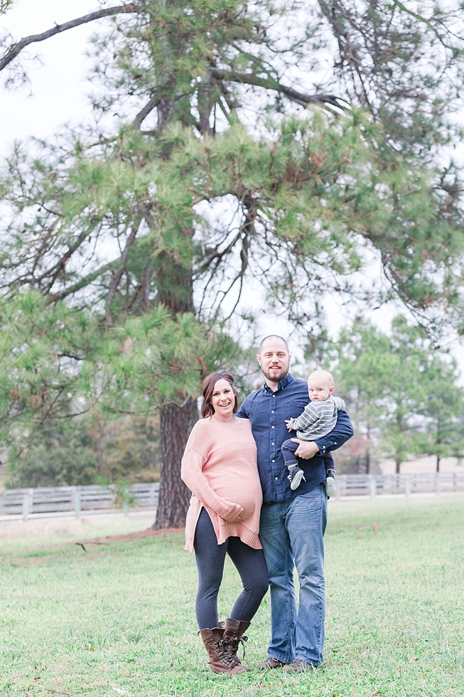 Maternity photos by maternity photographer - Traci Huffman Photography - Stipe_0002.jpg