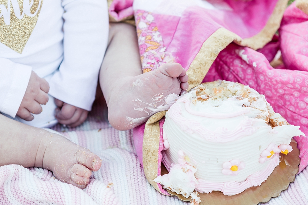 family and first birthday photos by Raleigh, NC family and first birthday photographer - Traci Huffman Photography - Strickland_0001.jpg