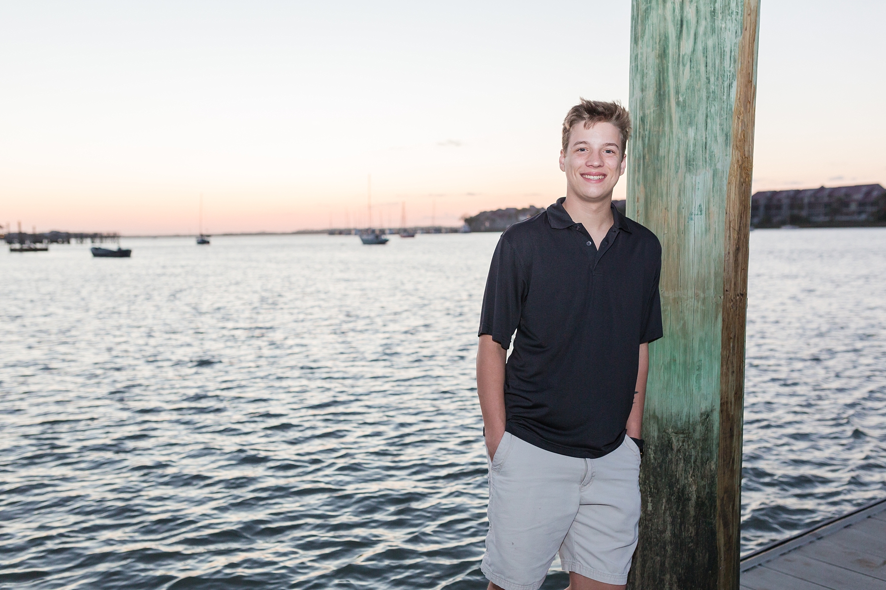 senior photos on Folly Beach, SC family and birthday photographer - Traci Huffman Photography - Logan and Alexis_0021.jpg