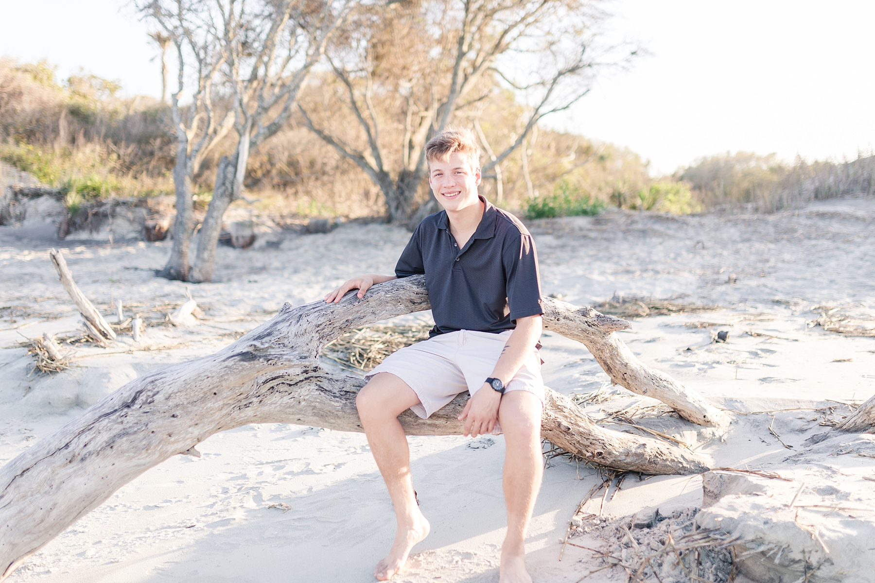 senior photos on Folly Beach, SC family and birthday photographer - Traci Huffman Photography - Logan and Alexis_0030.jpg