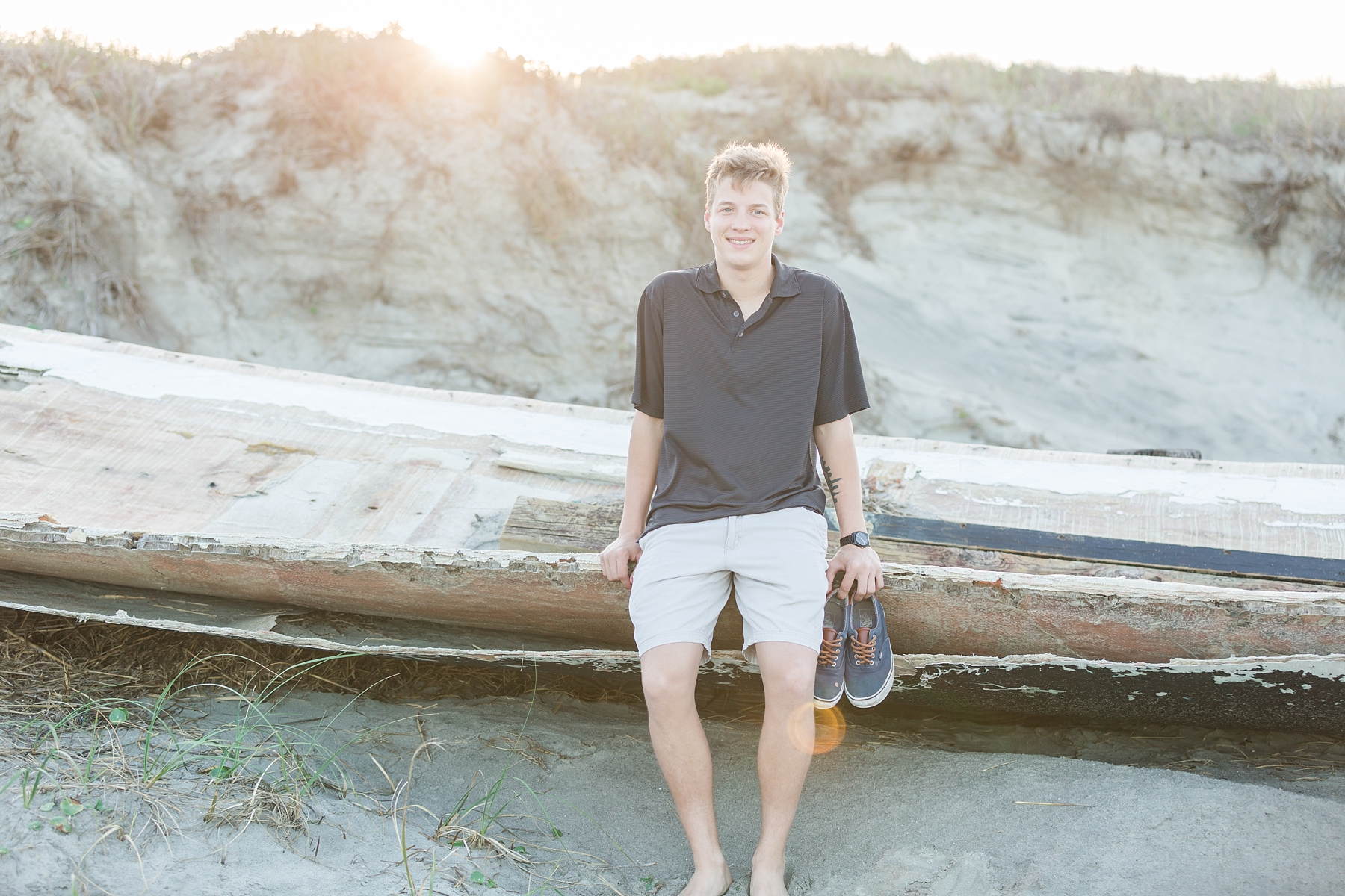 senior photos on Folly Beach, SC family and birthday photographer - Traci Huffman Photography - Logan and Alexis_0041.jpg