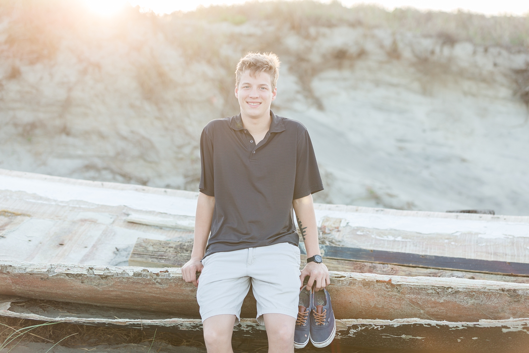 senior photos on Folly Beach, SC family and birthday photographer - Traci Huffman Photography - Logan and Alexis_0048.jpg