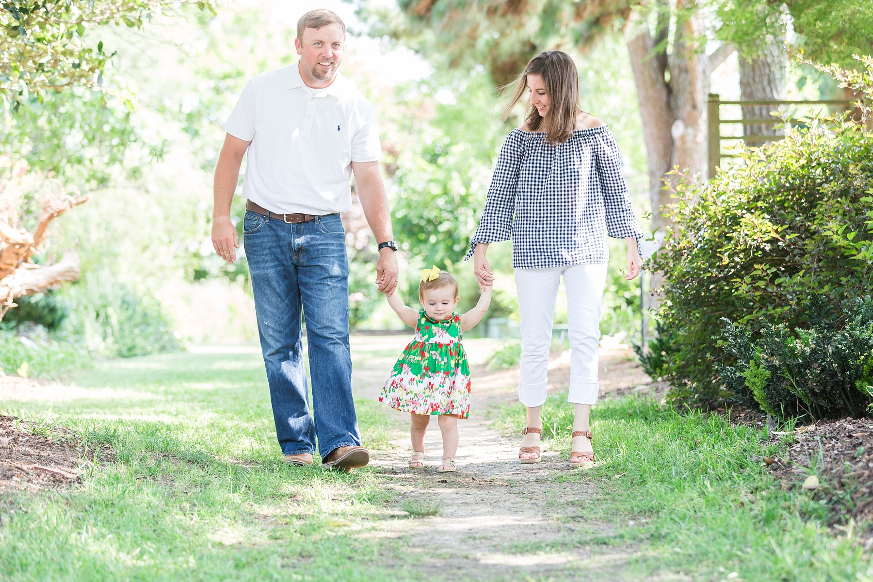 Family photographer in Raleigh, NC | Traci Huffman Photography | Farrell Family Sneak Previews_0003.jpg